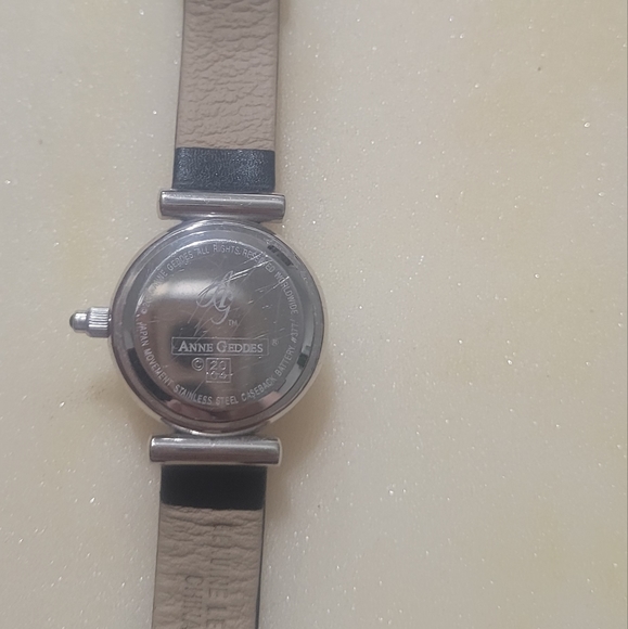 Anne Geddes Watch - Picture 3 of 3